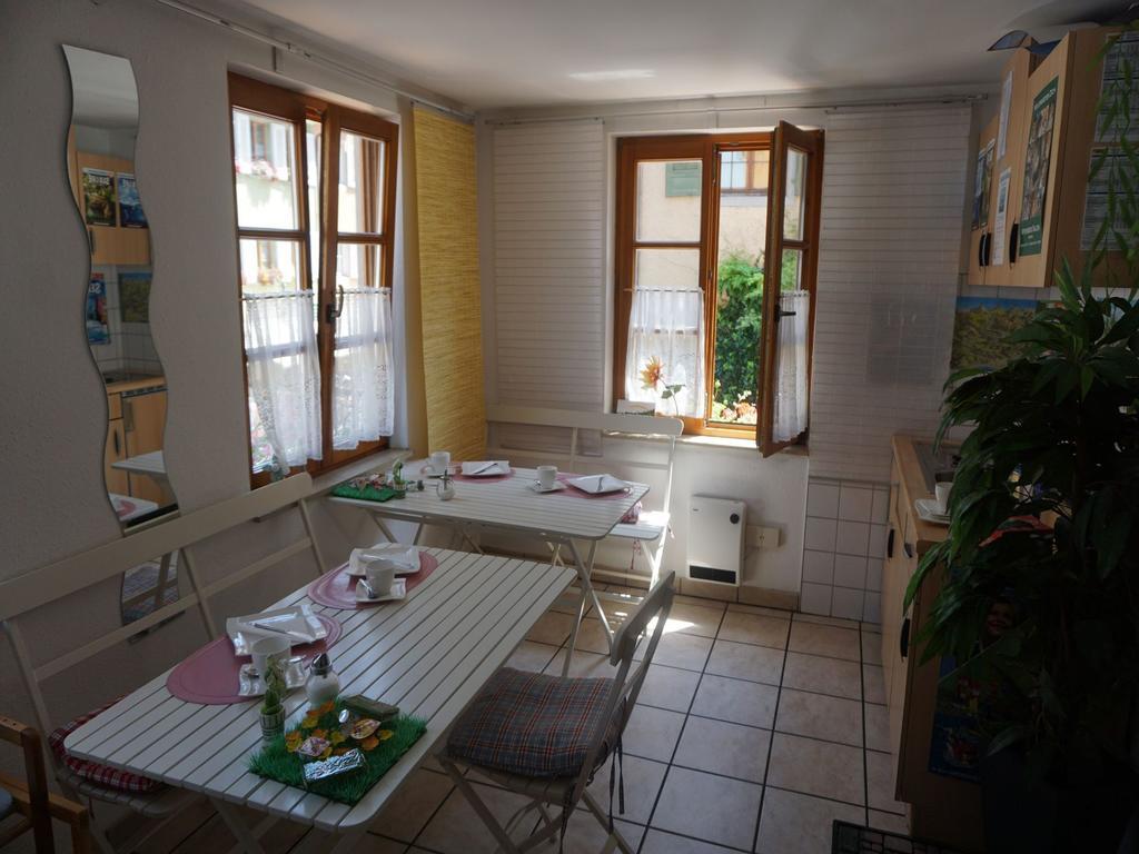 Hotel Pension Ins Fischernetz - Mäntele Meersburg Exterior foto